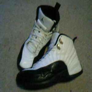 Jordan 12s taxis